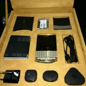brand new blackberry and iphone in stock