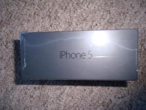 for sales Brand new Apple iphone 5 cost $600USD