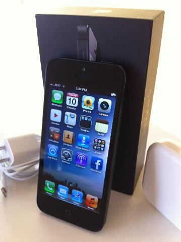 Selling Latest Apple iPhone 5 32Gb and 16Gb