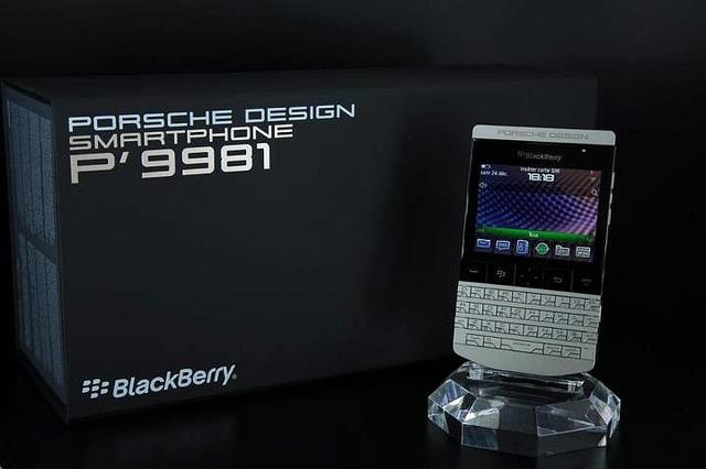 BlackBerry Porsche P'9981